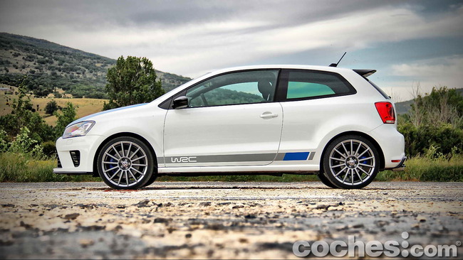 Volkswagen_Polo_R_WRC_06