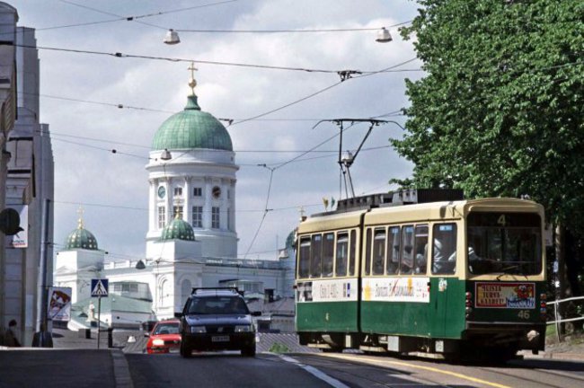 Helsinki en busca del transporte público que incluya vehículos privados