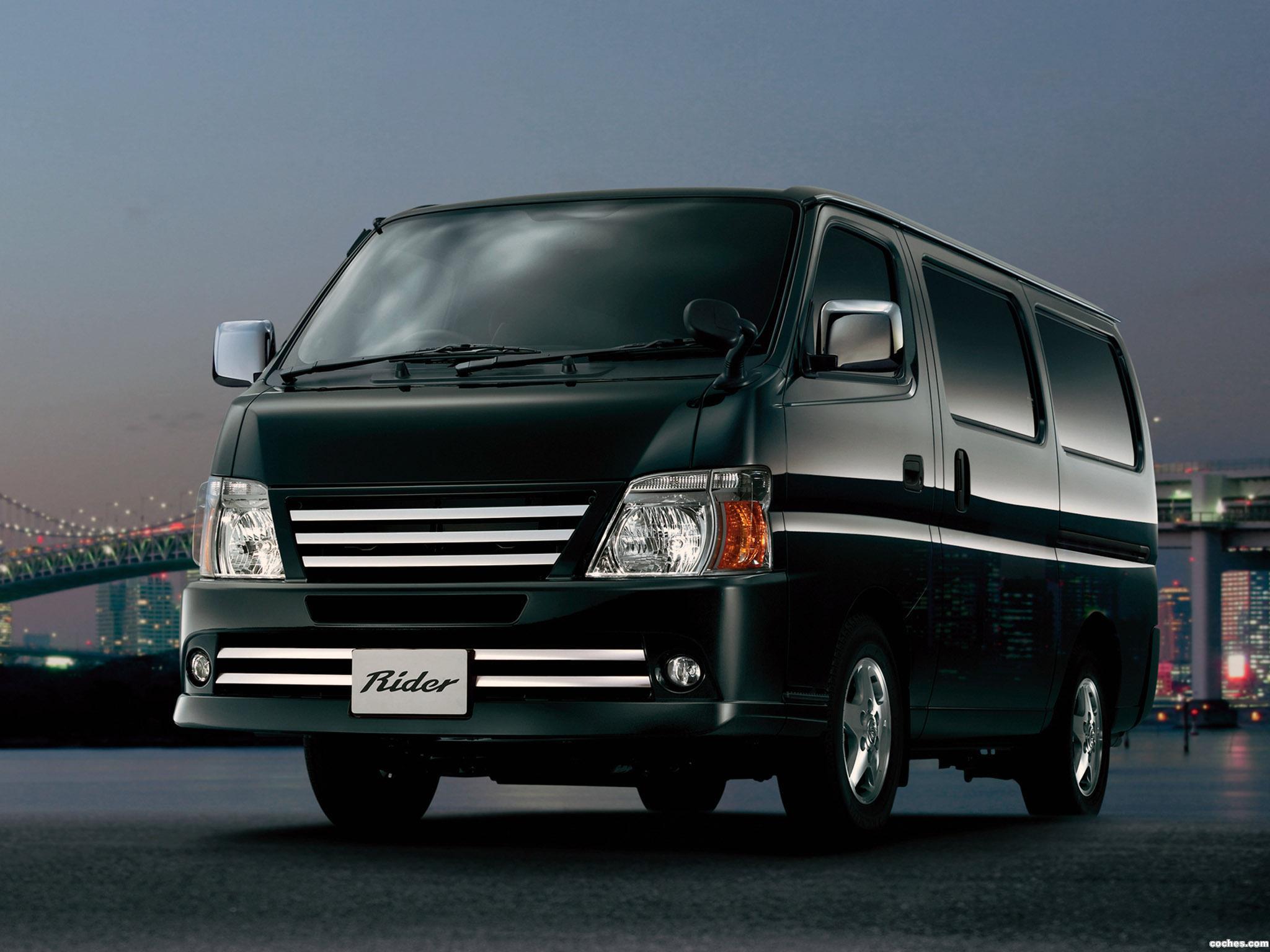 Nissan Caravan E25 Service Manual