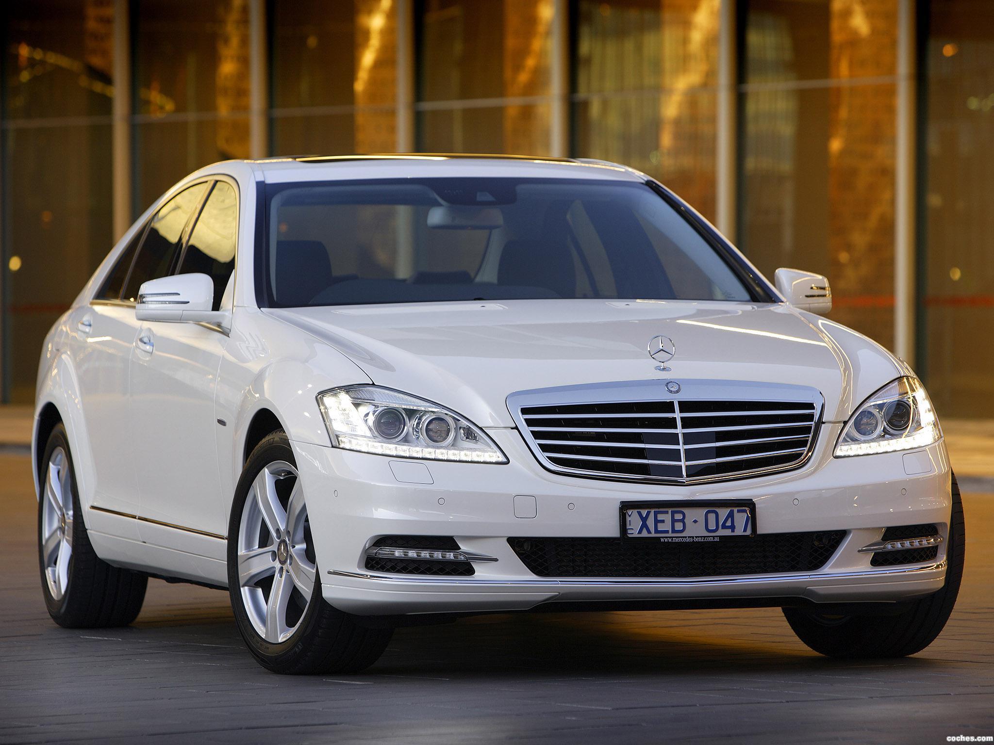 Какой мерс. Mercedes Benz s350. Mercedes-Benz s350 2015. Mercedes-Benz s350 2010 года. Mercedes s 380.