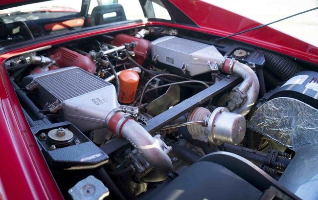 Ferrari 288 GTO 1984 motor 02
