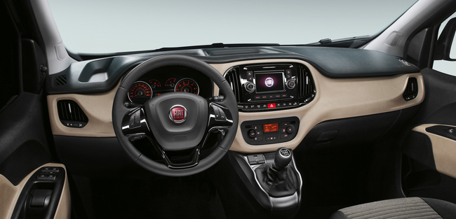 Fiat Doblo 2015 interior 02