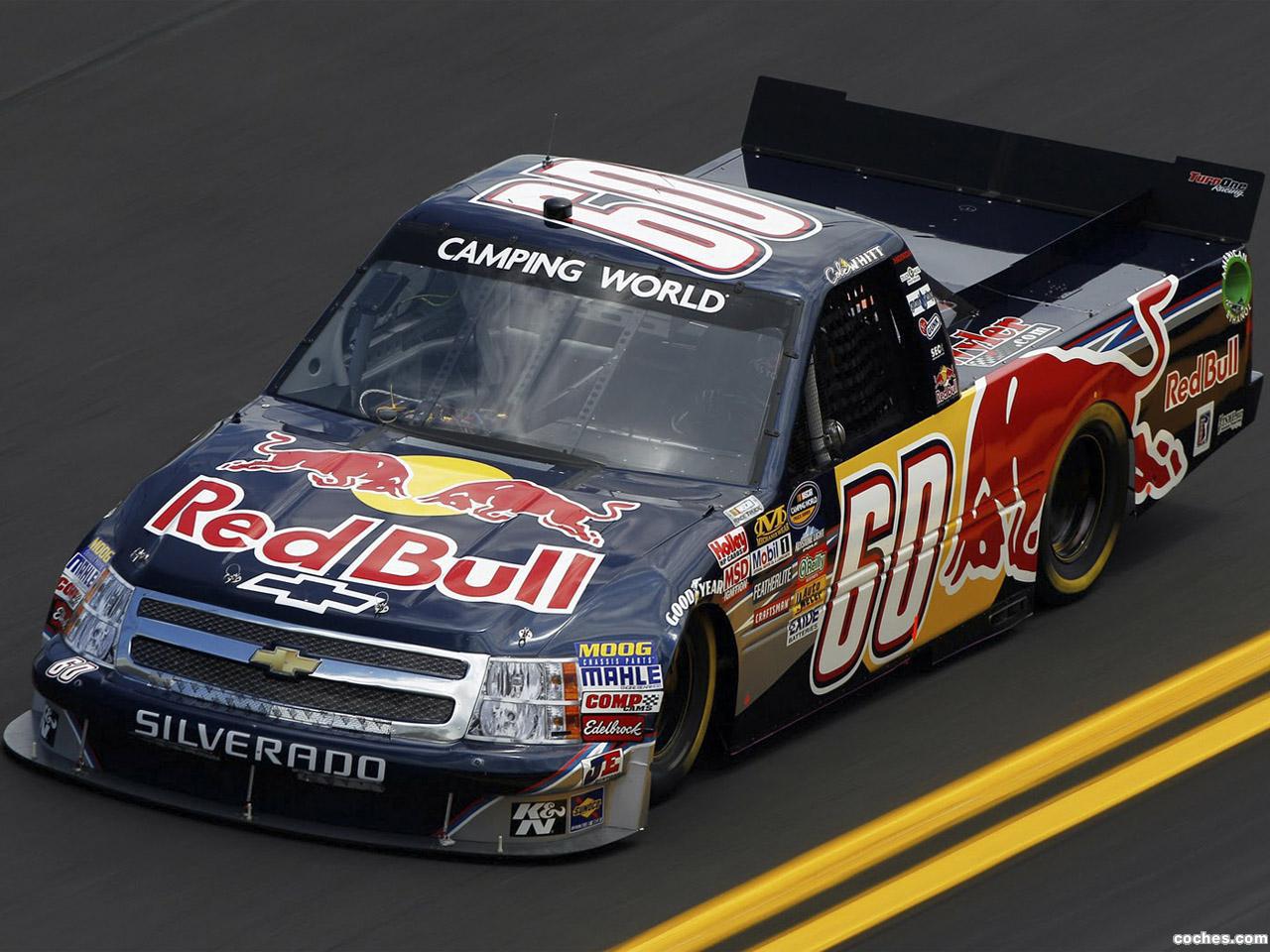 chevrolet_silverado-nascar-camping-world-series-truck-2011_r6