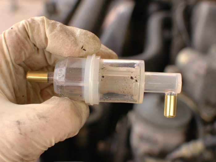 El filtro de combustible de un coche, qué es y qué función tiene