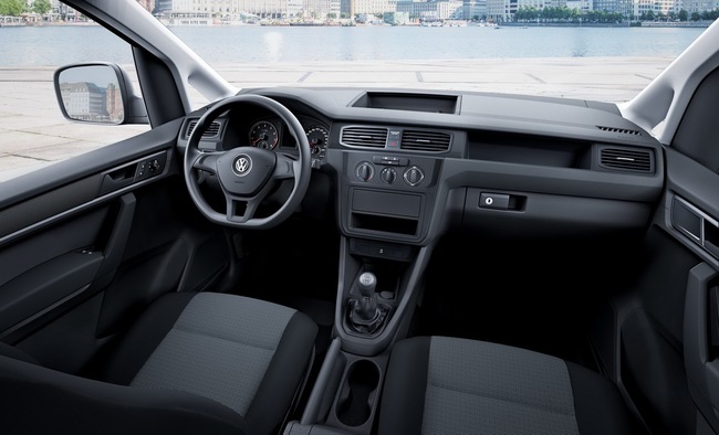 Volkswagen Caddy Combi 2015 interior 01