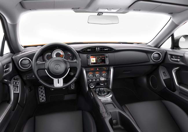 Toyota GT86 2016 interior 012