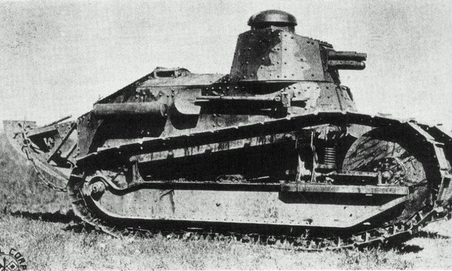 tanque F17 Renault