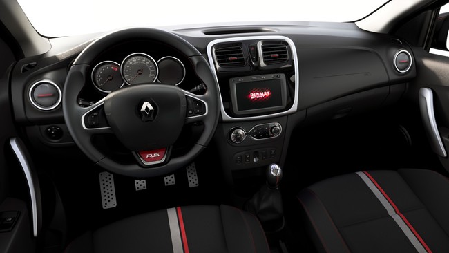 Dacia Sandero RS 2015 interior 01