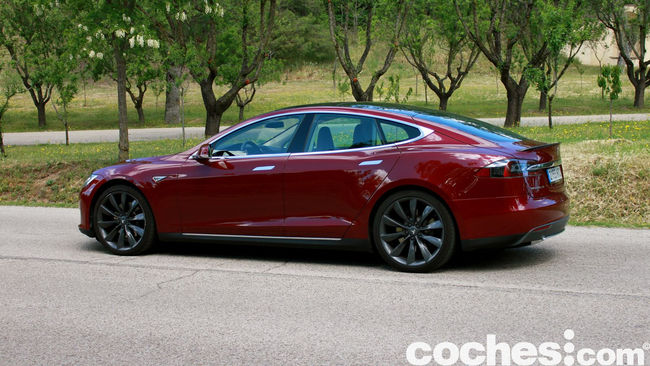 Tesla Model S prueba 2015 18