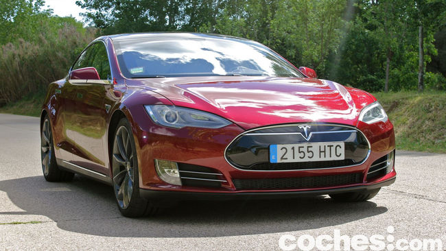 Tesla Model S prueba 2015 32