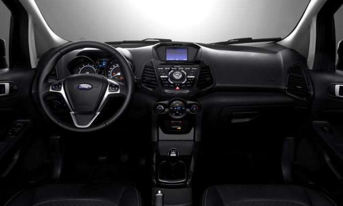 Ford Ecosport 2015 interior 01