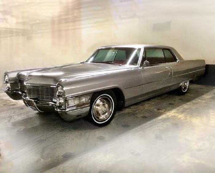 Cadillac Coupe DeVille 1965 01