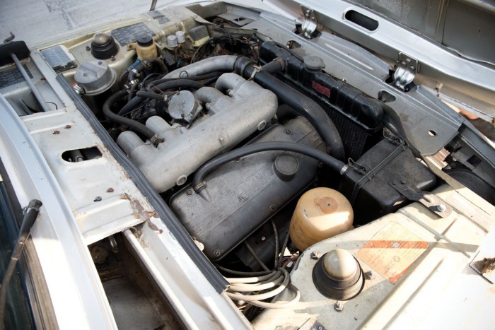 BMW 2002 Turbo 1974 motor 01