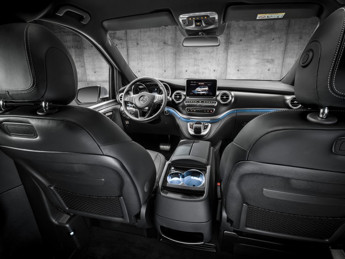 Mercedes Clase V AMG Line 2016 interior 07