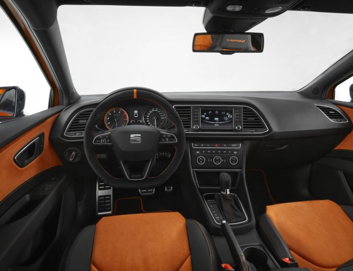 SEAT Leon Cross Sport Concept 2015 interior 1