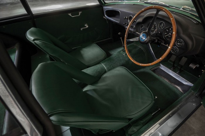 Aston Martin DB4GT Zagato 1962 interior 01