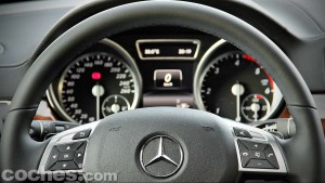 Mercedes_Benz_GL_350_036