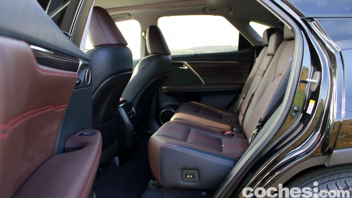 Lexus RX 450h 2016 interior 5