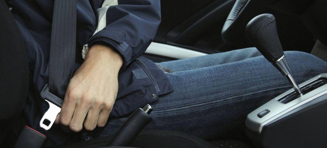 Qué tipos de cinturón seguridad para automóvil existen y cómo funcionan