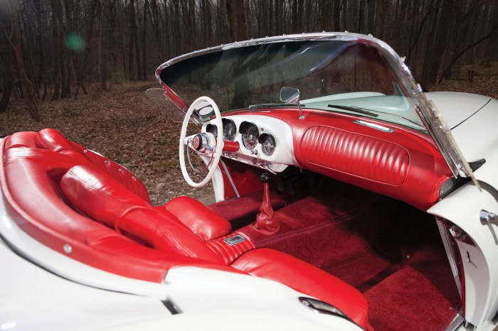 Kaiser-Darrin Roadster 1954 interior 1