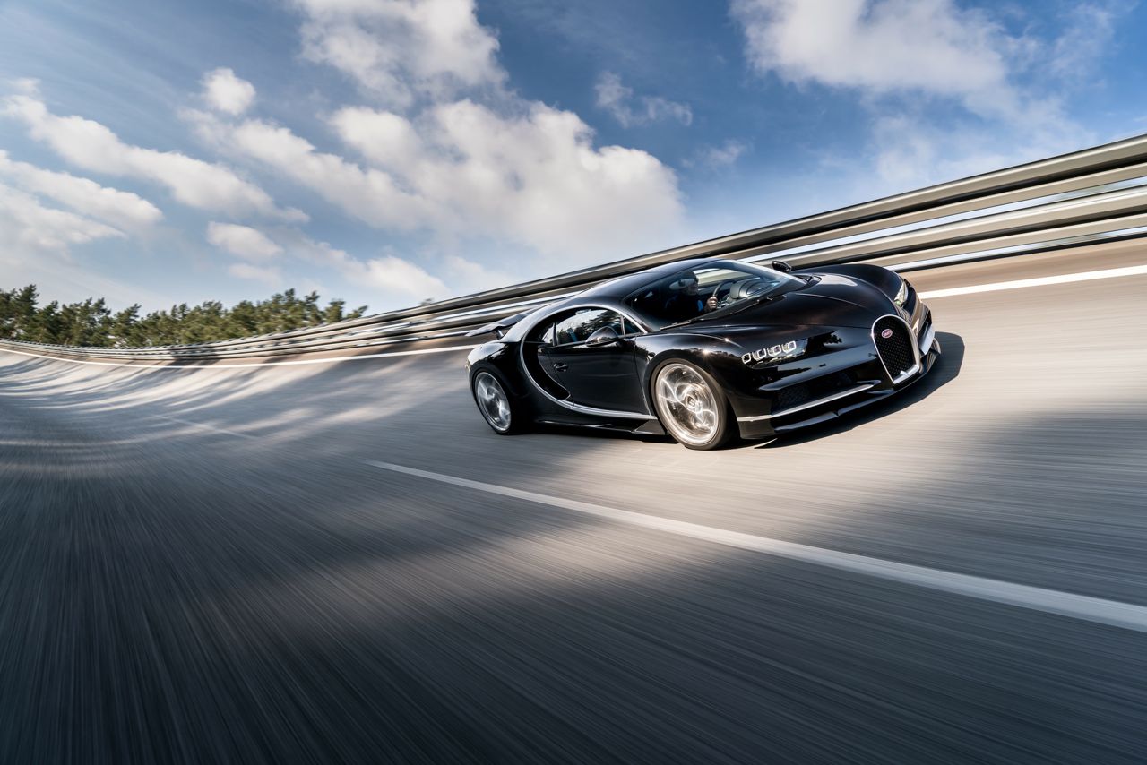 Bugatti Chiron 2016 dinamica 02