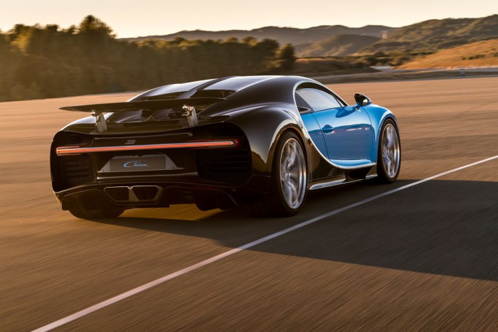 Bugatti Chiron 2016 dinamica 12