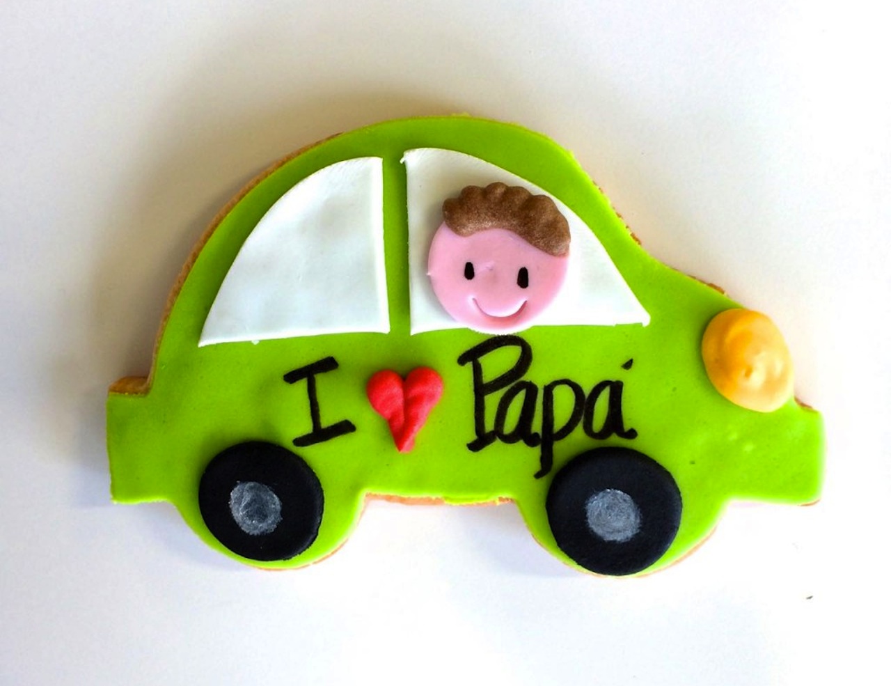 Diez hijos que emocionaron a sus padres con coches el Día del Padre