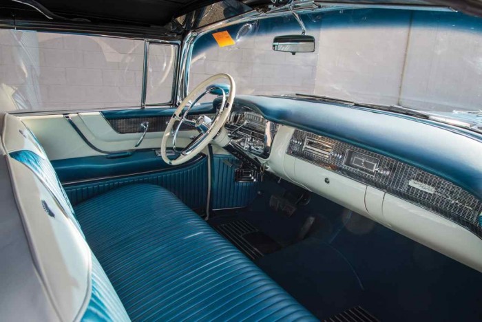 Cadillac Eldorado Biarritz 1956 interior 7