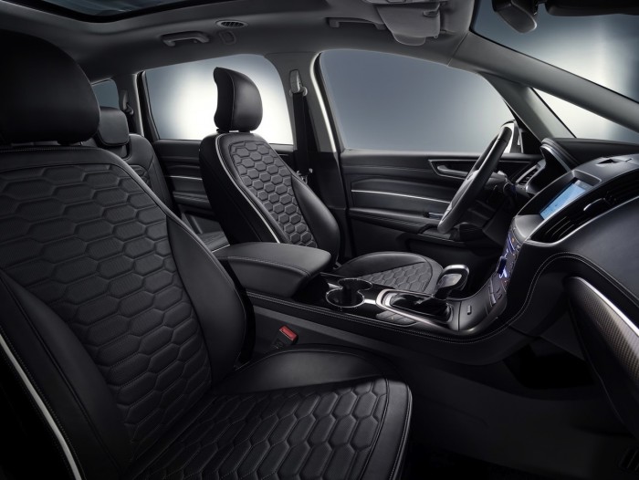 Ford S-MAX Vignale 2016 interior 02