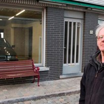 Un jubilado engaña a las autoridades con la puerta de su garaje