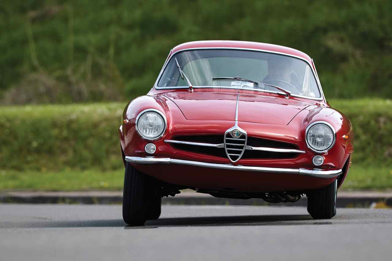 Alfa Romeo Giulia 1600 Sprint Speciale by Bertone 1963 11
