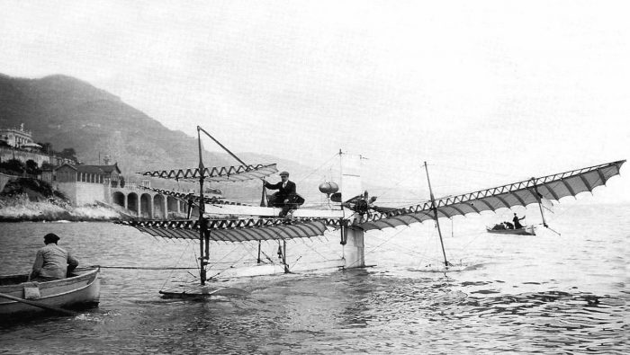 primer hidroavión construido en Francia en 1910