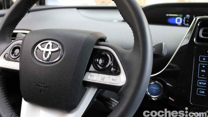 Toyota Prius 2015 interior prueba 06