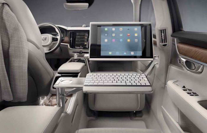 Volvo S90 Excellence interior keyboard