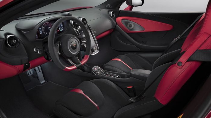 mclaren-570s-coupe-design-edition-1-interior-1