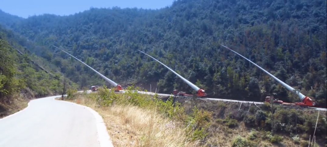 España quiere se pionera en el reciclaje de molinos eólicos: aspas  convertidas en asfalto o aparatos reacondicionados