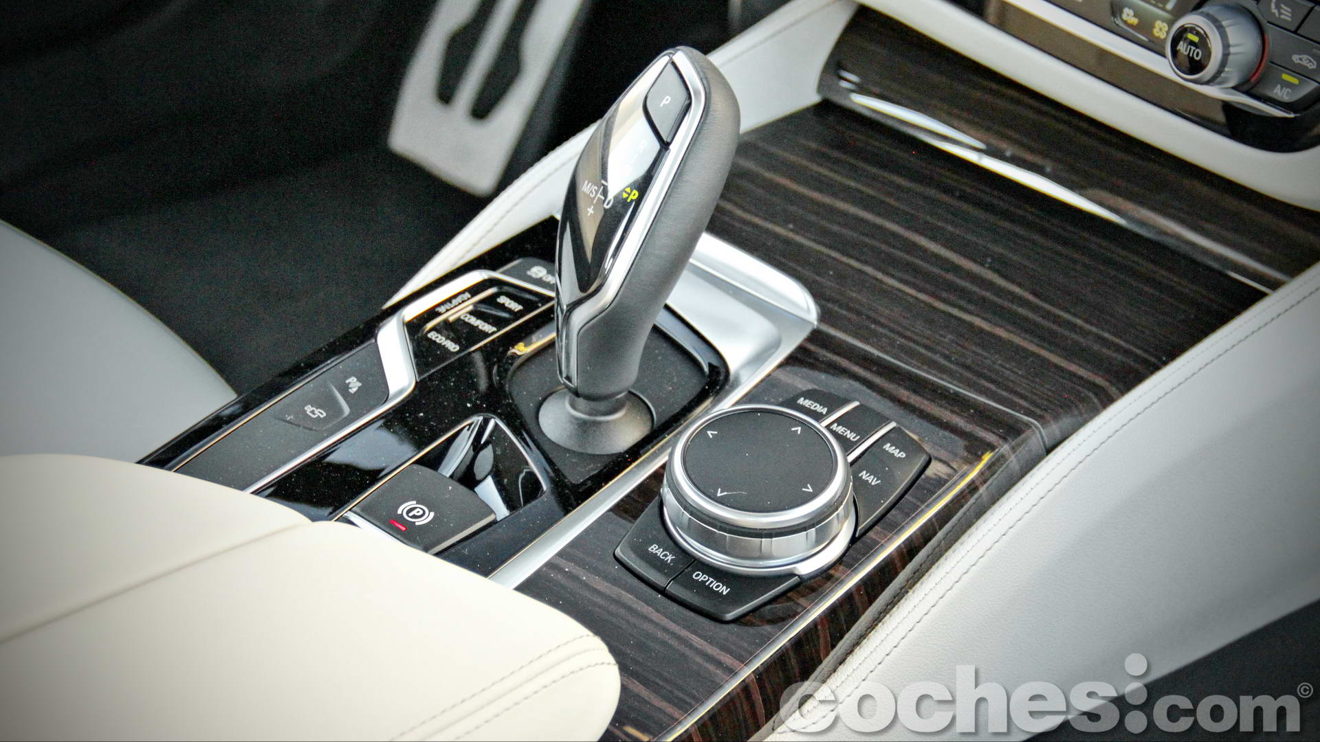 Cómo cambiar la pila de la llave BMW X5 en simples pasos