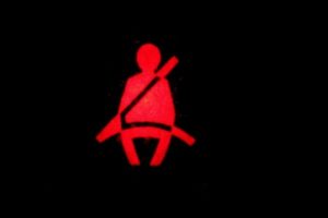 Estas son las señales que da el motor de tu coche para avisarte de