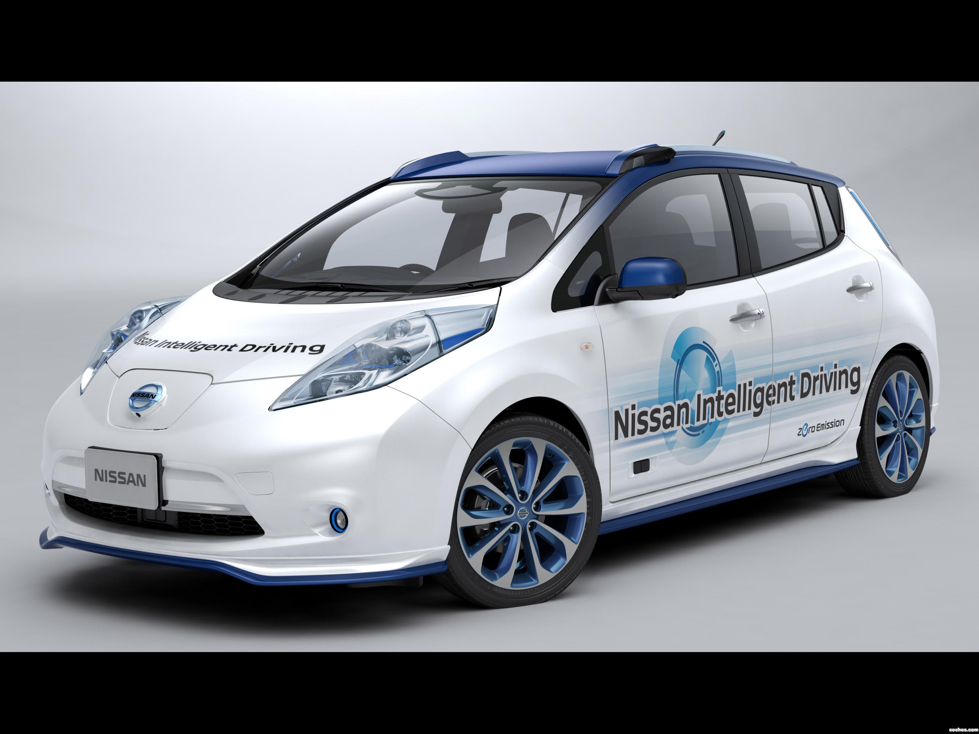 nissan_leaf-autonomous-drive-prototype-2015_r3.jpg