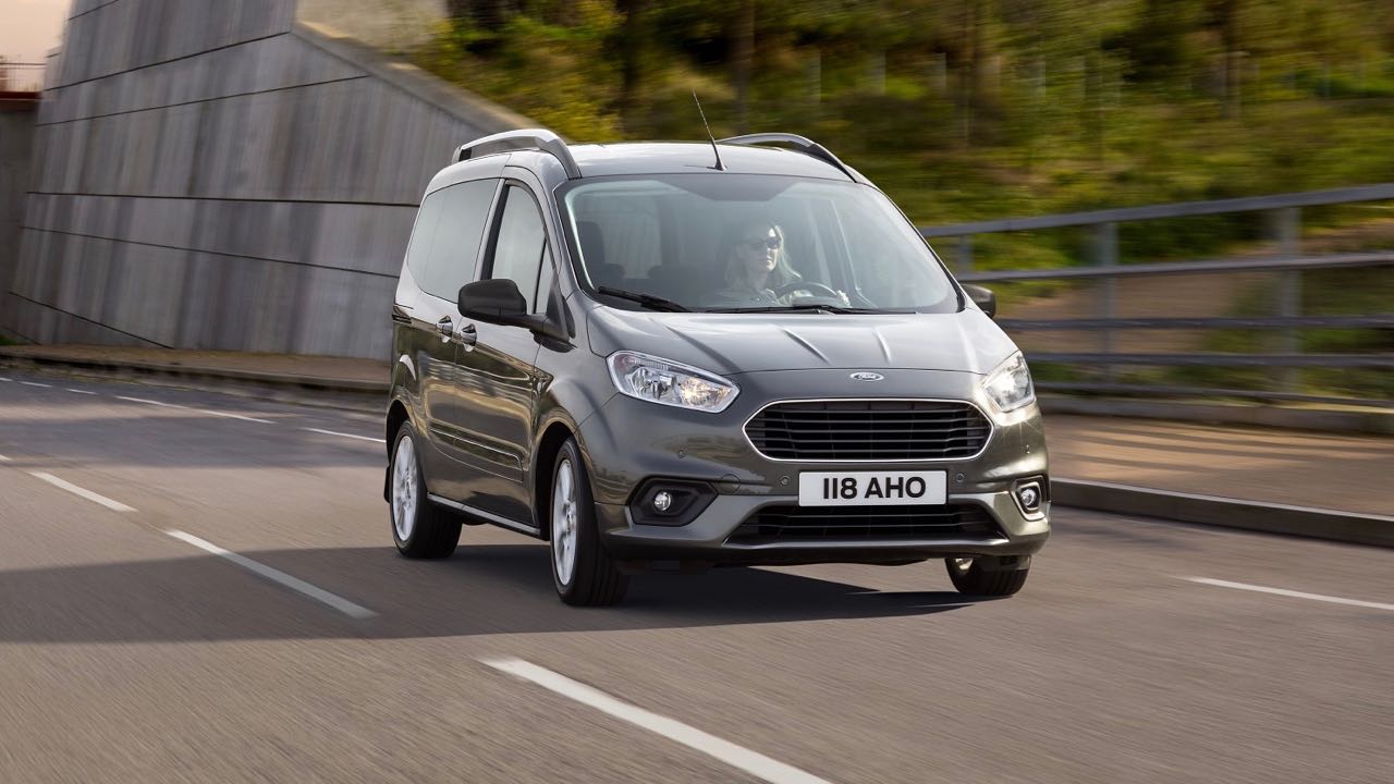 Ford Tourneo Courier 2018 &#8211; 1