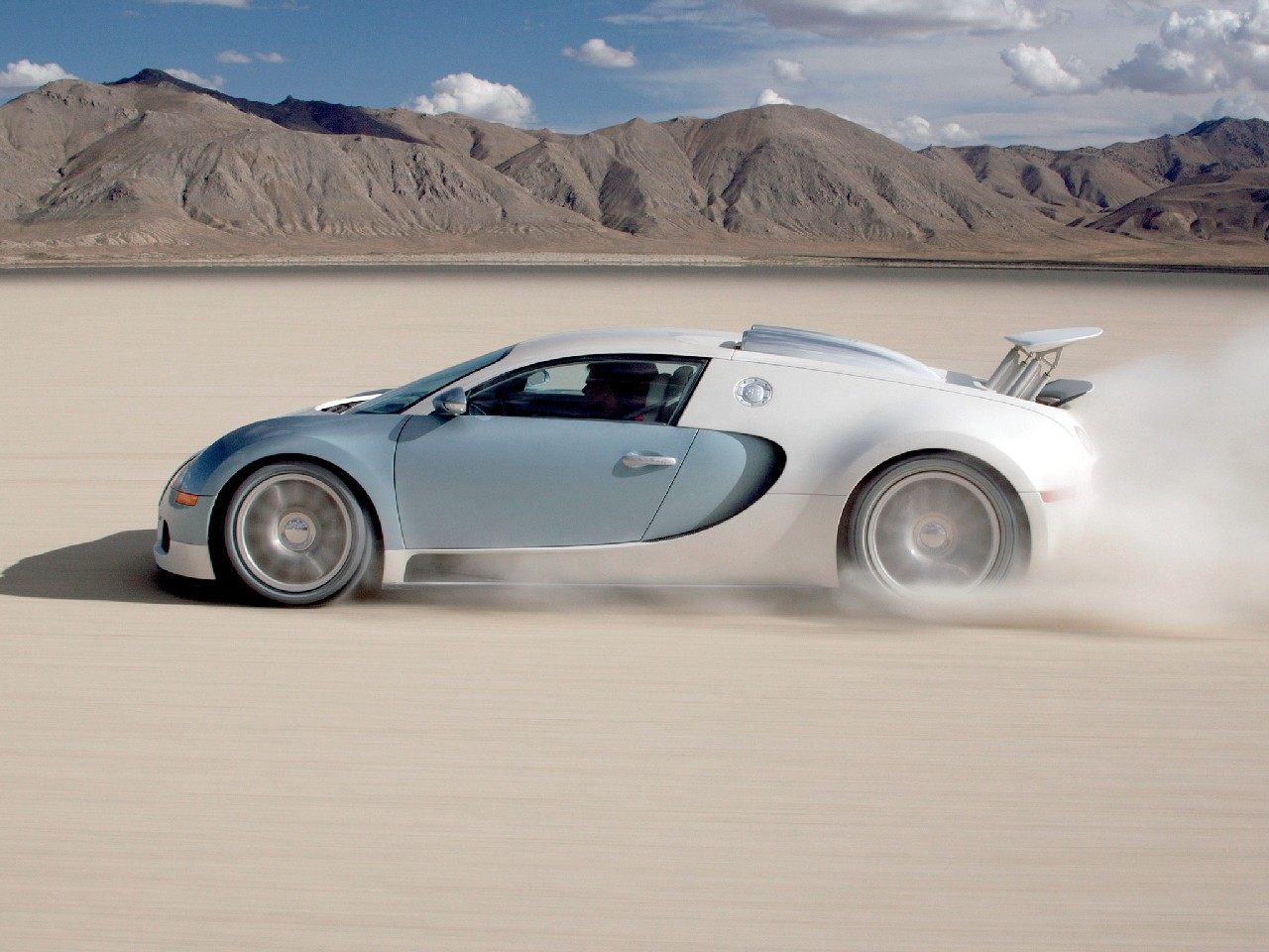 Bugatti_Veyron in/bei Gerlach in Nevada_USA