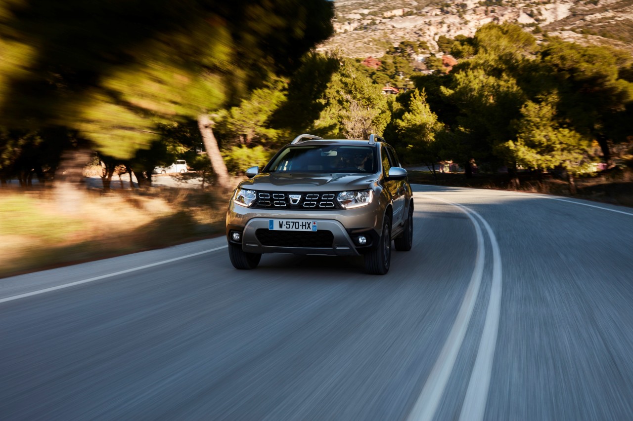 2017 &#8211;  New Dacia DUSTER tests drive in Greece
