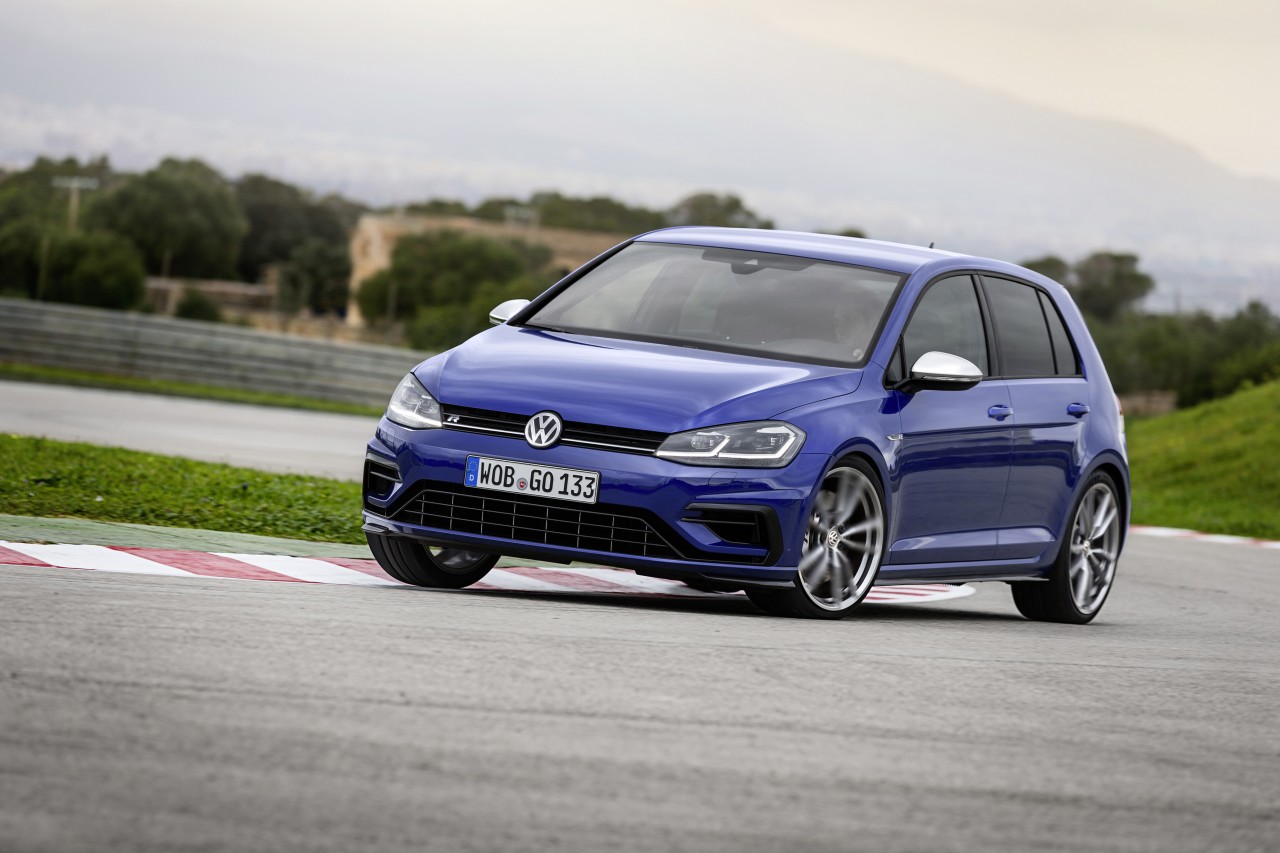 Test a fondo Volkswagen Golf e-Tsi: suerte de equlibrio perfecto