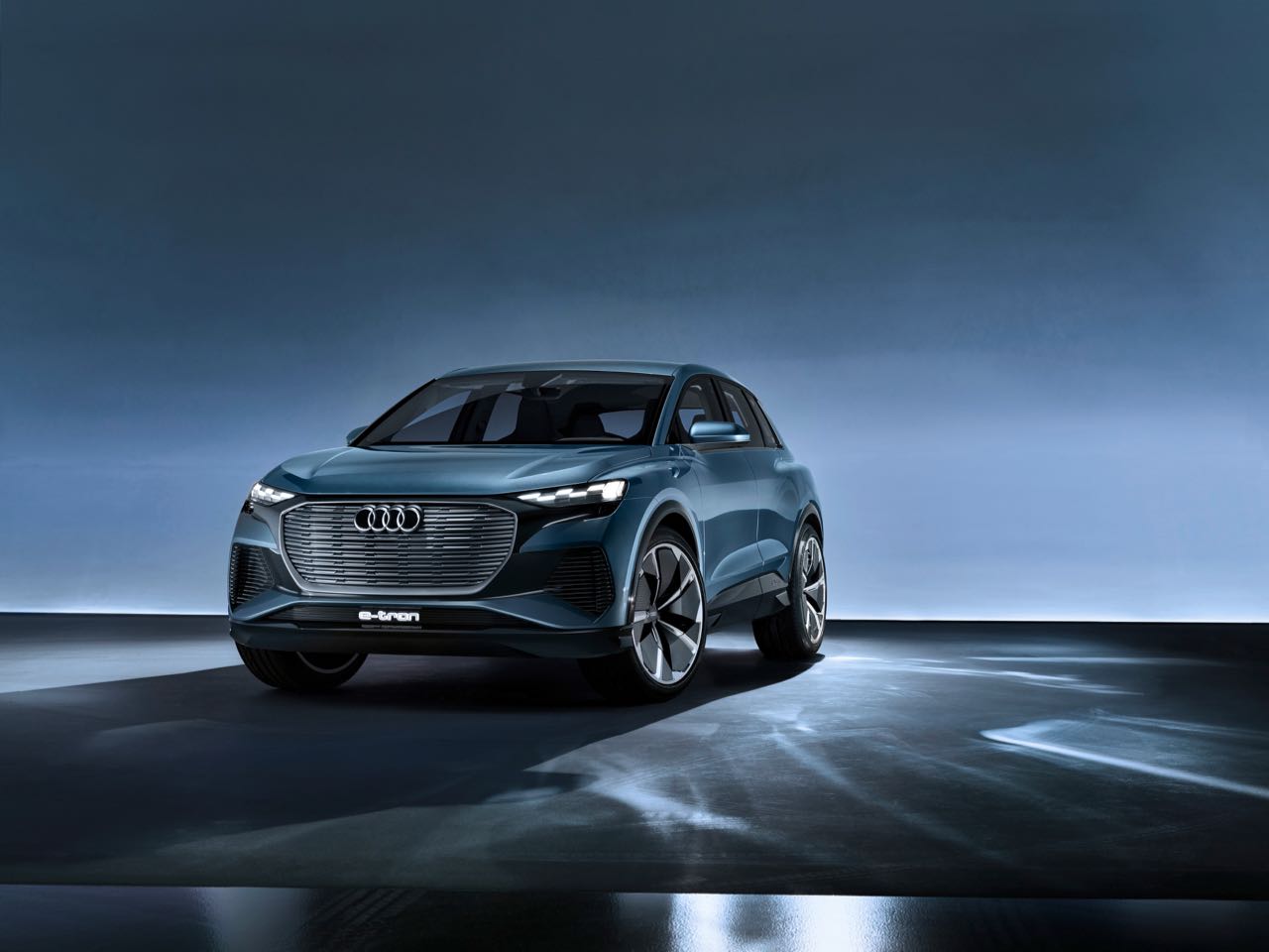 Audi-Q4-e-tron-Concept-2019-2.jpg