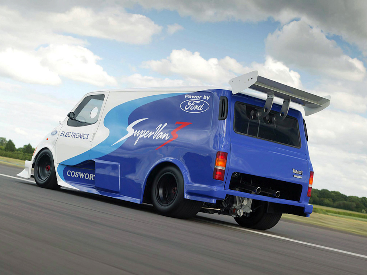 Ford supervan 3