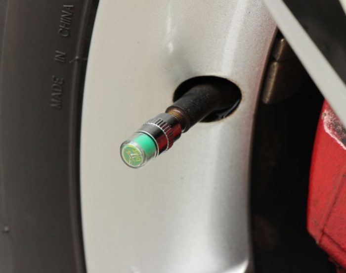 Válvulas de neumático: ¿Qué son? ¿Cuándo tengo que cambiarlas?