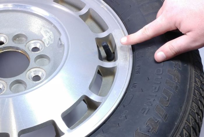 Válvulas de neumático: ¿Qué son? ¿Cuándo tengo que cambiarlas?
