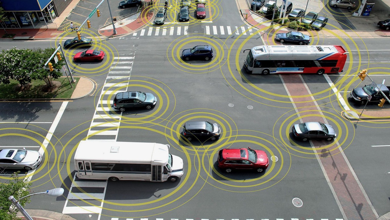 La tecnología del vehículo conectado aún inquieta a los consumidores