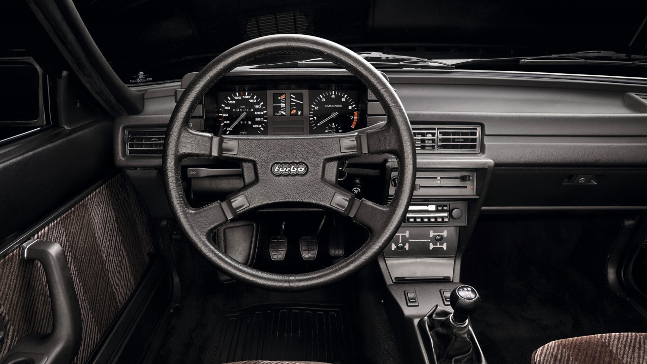 Audi-quattro-1982_6.jpg