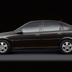 Opel Vectra (B), la berlina media del rayo que sorprendió 25 años atrás
